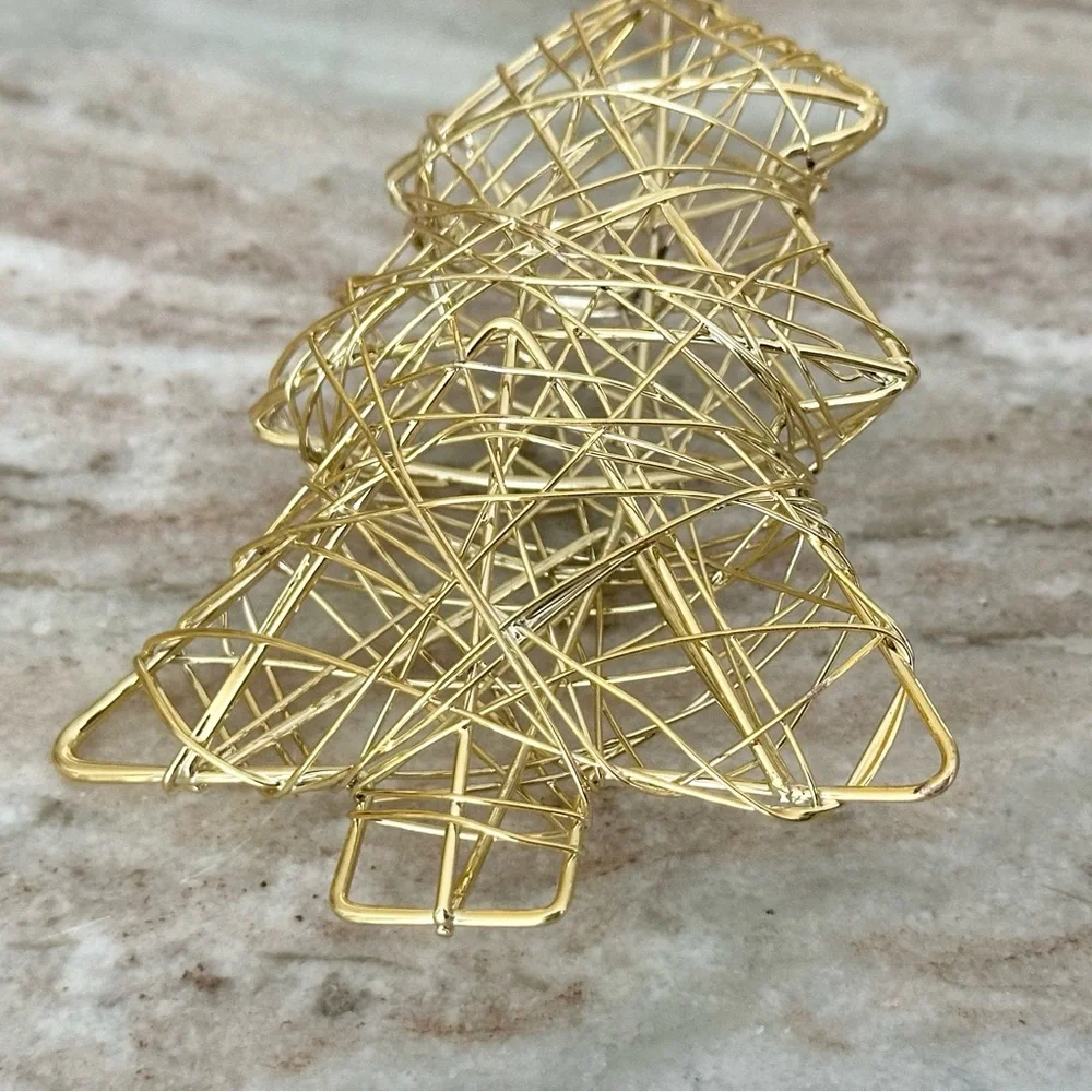 Christmas Tree Ornament - Gold Metal Wire - Holiday Decor